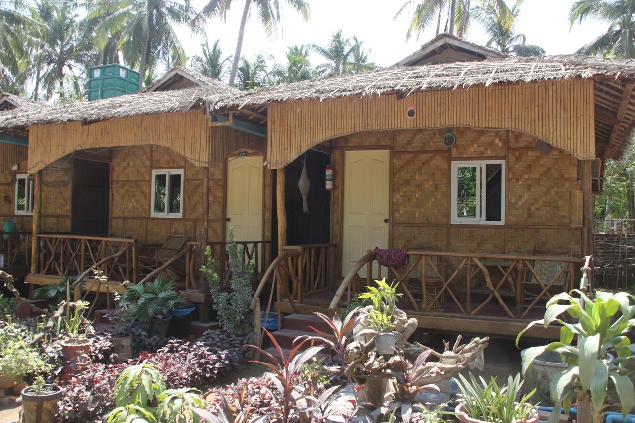 Soe Ko Ko Beach House & Restaurant Ngwesaung Eksteriør bilde